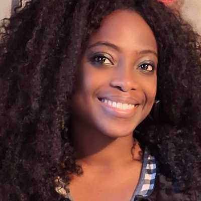 Rolande “Rolly” Collet - Experte en stratégie de conversion digitale